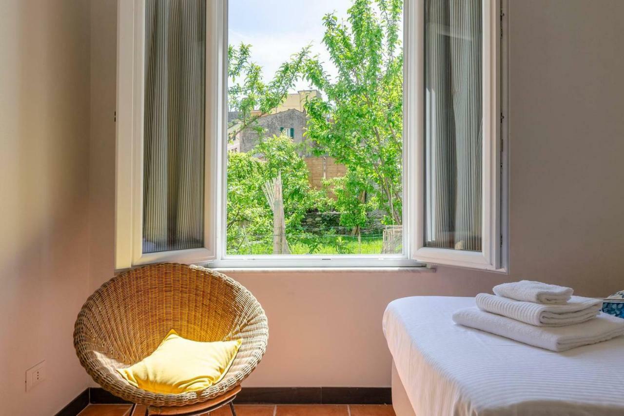 Joivy Family Flat With Little Patio, Cinque Terre Apartamento Vernazza Exterior foto