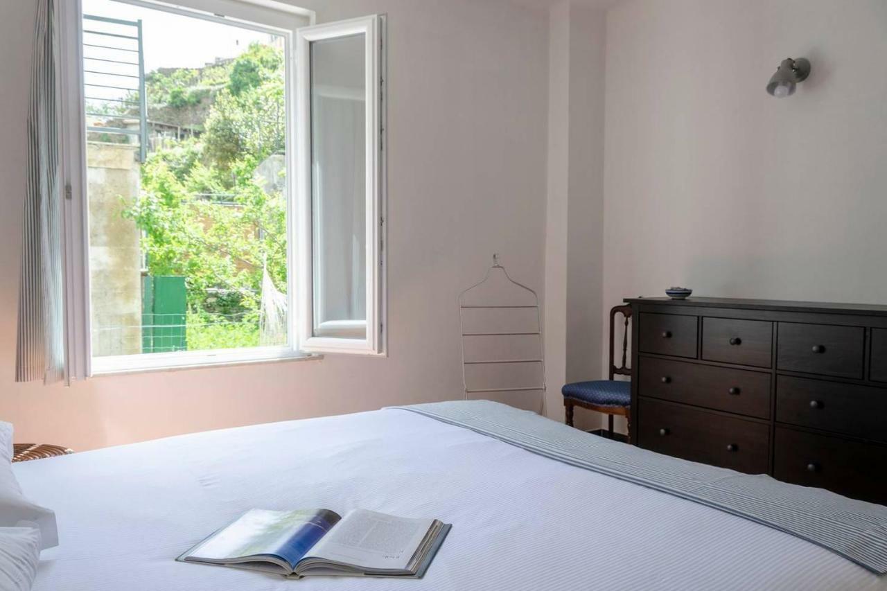 Joivy Family Flat With Little Patio, Cinque Terre Apartamento Vernazza Exterior foto