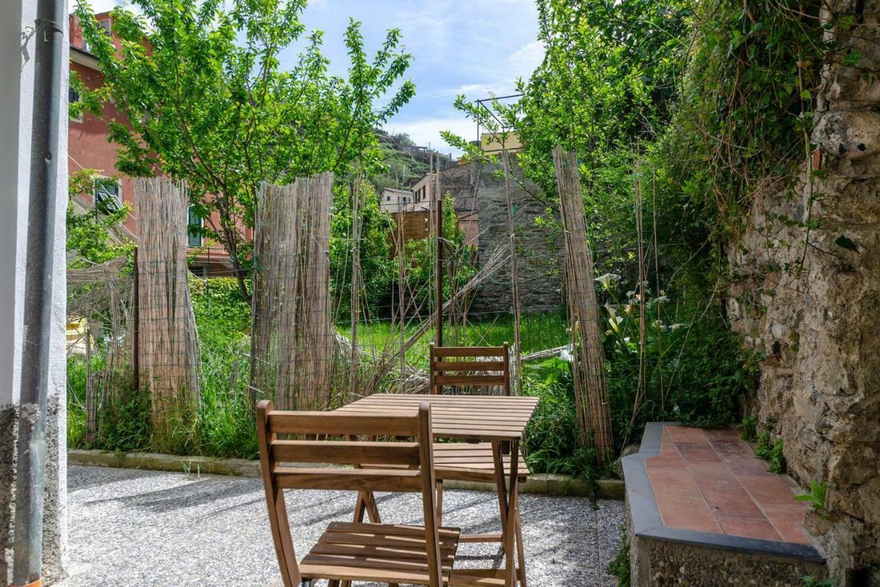 Joivy Family Flat With Little Patio, Cinque Terre Apartamento Vernazza Exterior foto